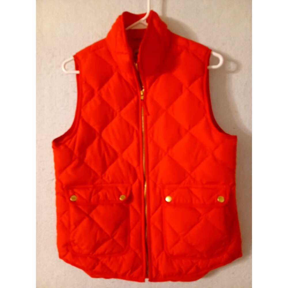 Woolrich Puffer Vest Sz S Red Orange Snap Front Pockets Duck Down Quilted Womens